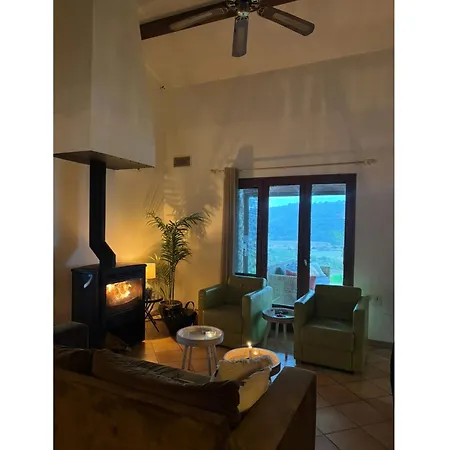Charming French With Pool فيلة Cébazan