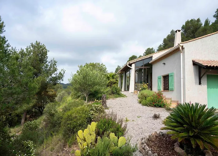 Charming French With Pool * Cébazan