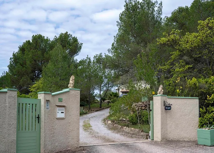 Charming French With Pool